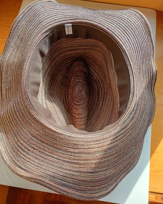 Sombrero de verano mujer rayas marrón