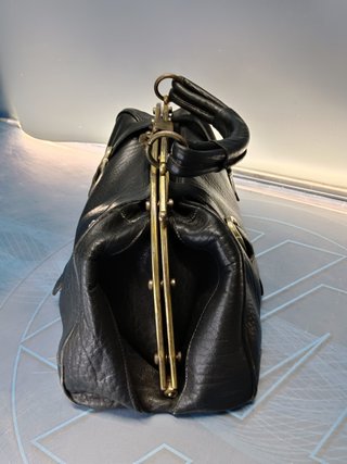 fantástico maletín, bolso, medico, de piel, color negro, vintage