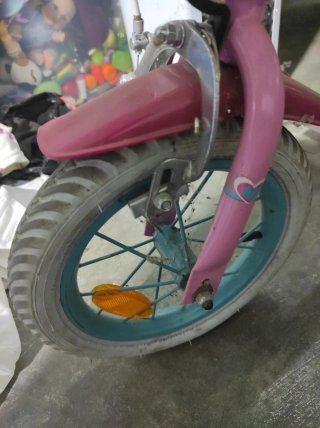 Bicicleta infantil de Minnie rosa con ruedines