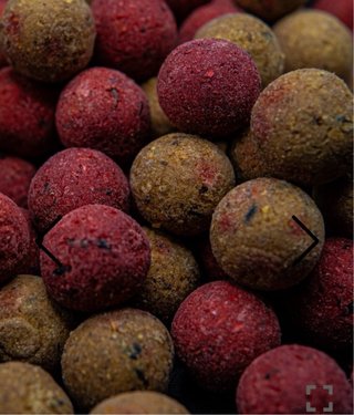 Carpfishing Cebo Pro Elite Banana Strawberry.