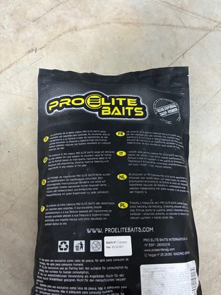 Carpfishing Cebo Pro Elite Banana Strawberry.