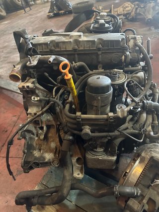 MOTOR COMPLETO AUDI A4 AVANT (8E) AVF