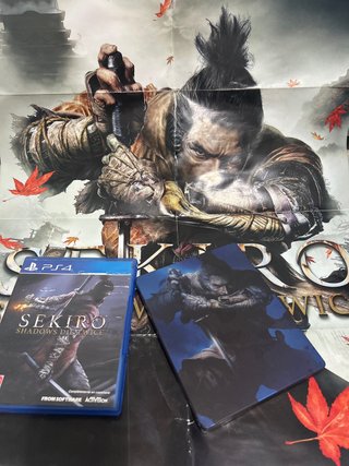 Sekiro PS4 + Steelbook + poster