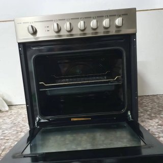 Horno Teka con Placa y Campana