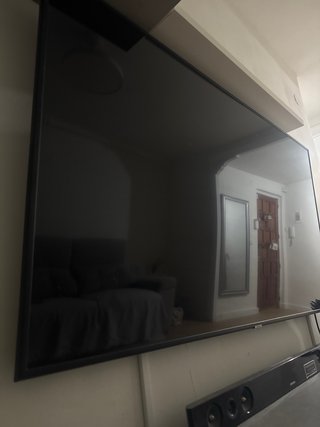 Samsung 65” TV 4K UHD