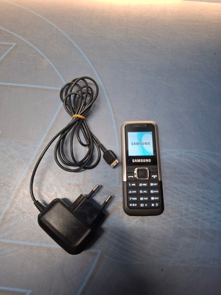 Telefono movil, Samsung GT-E1120