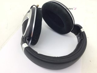 diadema sennheiser hd599se
