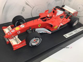 coche plastico hot wheels f2005