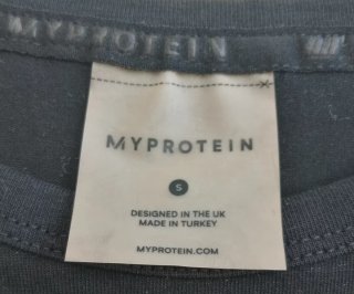 Camiseta MYPROTEIN Negra. Talla S
