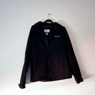Chaqueta Negra Columbia Sportswear Company!