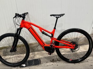 Bicicleta Eléctrica naranja talla xl”