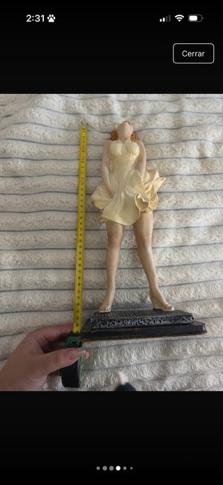 Figura Marilyn Monroe Vestido Beige
