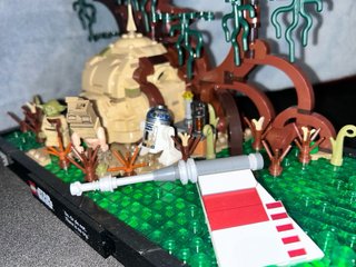 LEGO Star Wars Dagobah Jedi Training 75330