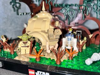 LEGO Star Wars Dagobah Jedi Training 75330