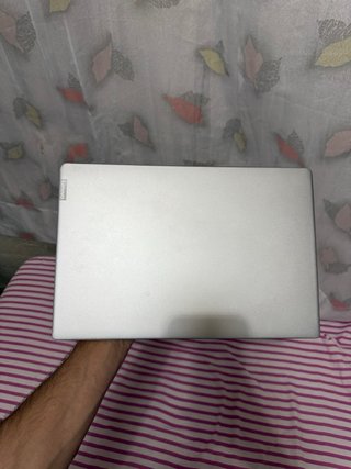 Ordenador portátil Lenovo 12GB RAM Y 736GB SSD