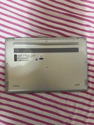 Ordenador portátil Lenovo 12GB RAM Y 736GB SSD