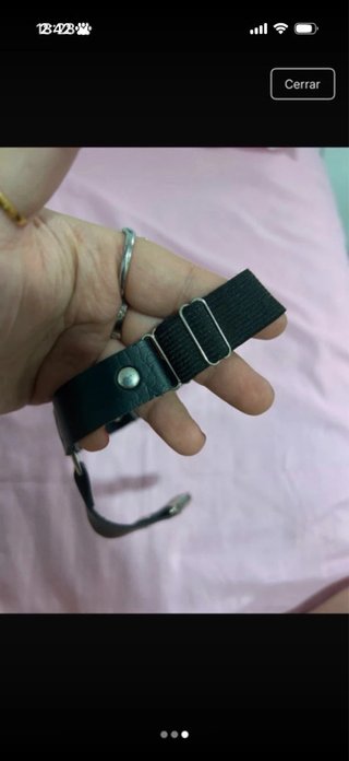 Liga de cuero ajustable con corazón