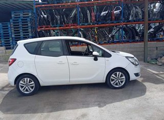 483849 volante 13412200 opel meriva b excellence