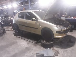 1536450 peugeot 9650664180 caja relés fusibles 206