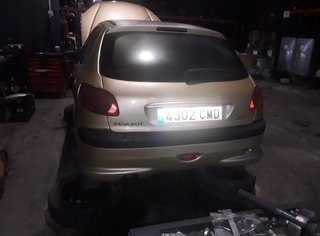 1536450 peugeot 9650664180 caja relés fusibles 206