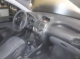 1536450 peugeot 9650664180 caja relés fusibles 206