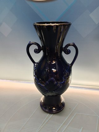 jarron 38 cm. cristal limoges azul, con relieve y dibujo floral