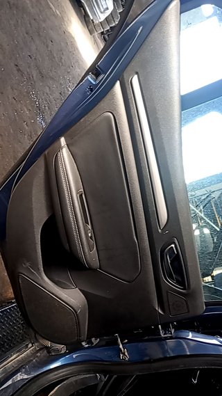 ELEVALUNAS TRASERO IZQUIERDO Renault Megane IV Berlina 5P (2015->2022)
