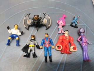 Lote de 15 figuras PVC, moto space quest y mas
