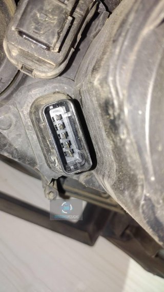 FARO DERECHO Renault Megane II Berlina 5P (10.2002->)