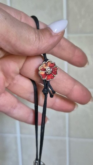 Collana con ciondoli: cuore, stivali, borse