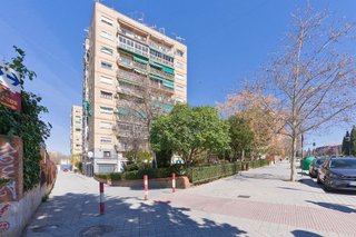 Piso en venta en Polígono Cartuja – La Paz en Granada
