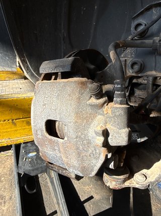 PINZA DE FRENO DELANTERA DERECHA Opel Corsa E (2014->)