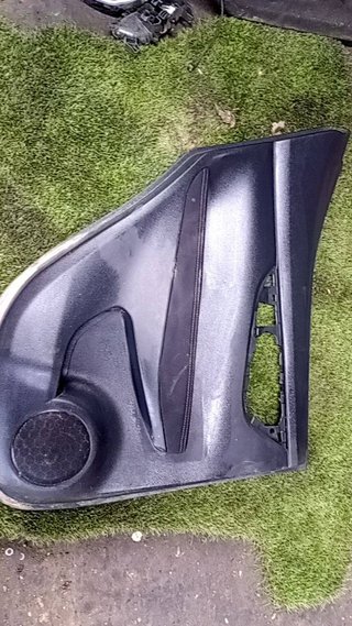 GUARNECIDO PUERTA TRASERA IZQUIERDA Nissan Qashqai (J11E)(2013->)