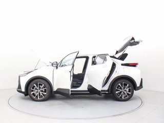 TOYOTA C-HR CH Toyota C-HR - MY25