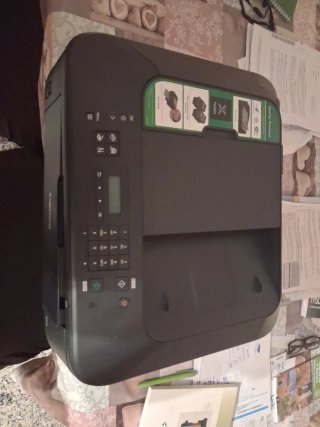 Impresora Escáner Canon Negra