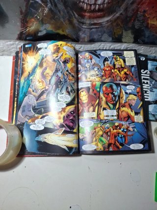 EL FIN DE LOS 4 FANTASTICOS POR ALAN DAVIS.