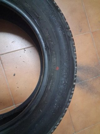 Neumático Michelin 205/60R16 96H