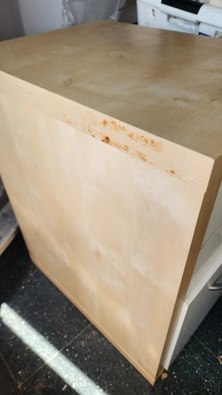 Cajonera IKEA Beige y Blanca