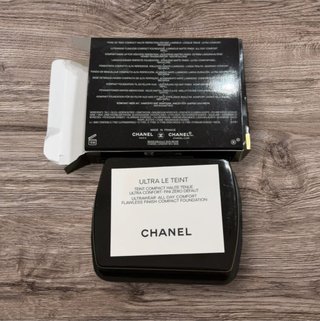 Chanel Ultra Le Teint Fondotinta Compatto B40