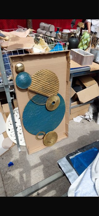 Decoración de pared metal y madera