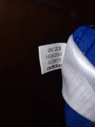 Pantalón corto Adidas azul