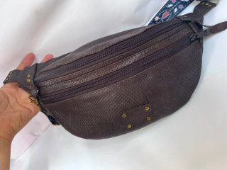 Riñonera de piel vacuno bolso cuero