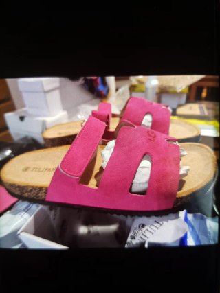 Sandalias rosas num 40. Nuevas.