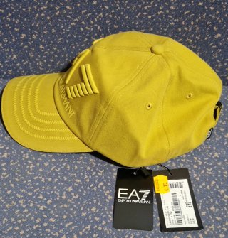 Gorra EA7 Emporio Armani Train Visibility Mostaza.