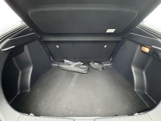 Toyota C-HR 1.8 Advance Hybrid 140