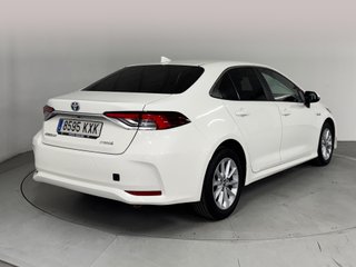 Toyota Corolla 1.8 125H ACTIVE TECH E-CVT SEDAN