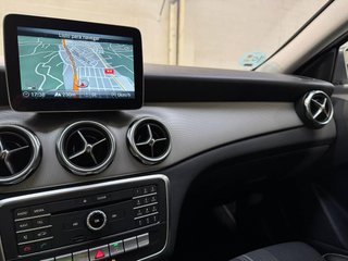Mercedes-Benz Clase GLA GLA 180 AMG Line