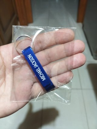 Llavero, Bolígrafo y Pendrive Invincible