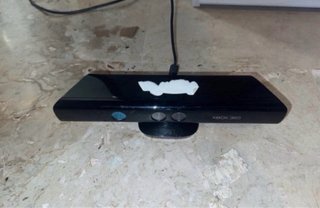 Xbox 360 Slim Nera + Kinect + Giochi