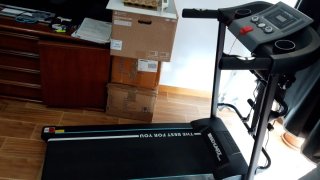 Cinta de Correr Behumax Force 480 Nueva y su caja.